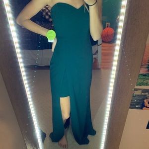 FORMAL DRESS NEW WITH TAGS